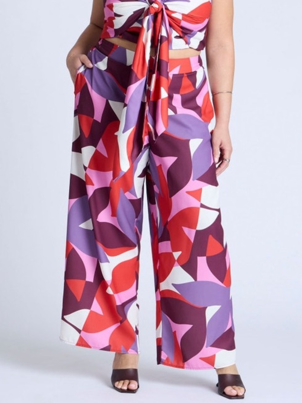 NWT ELOQUII Wide-Leg Geometric Print Pants in Red, Purple & Pink Size 18W Casual